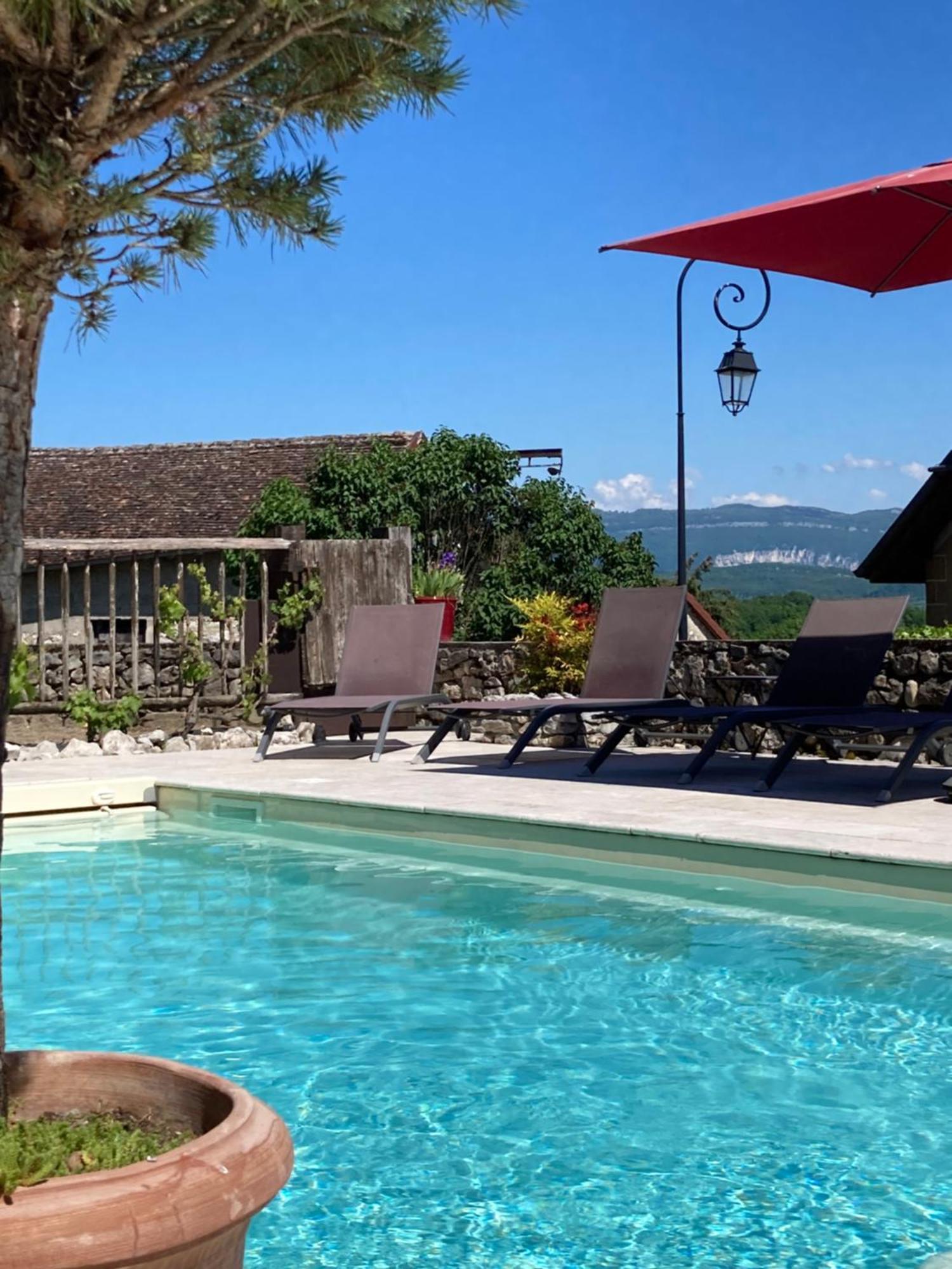 Le Clos Bô-m Marignieu Exterior foto